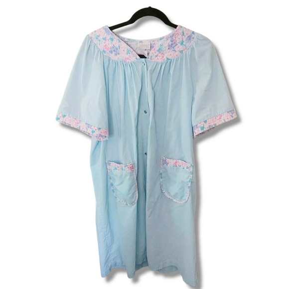 Vintage Other - Vintage Blue Housecoat cotton robe pearl snap pockets L hospital maternity gown